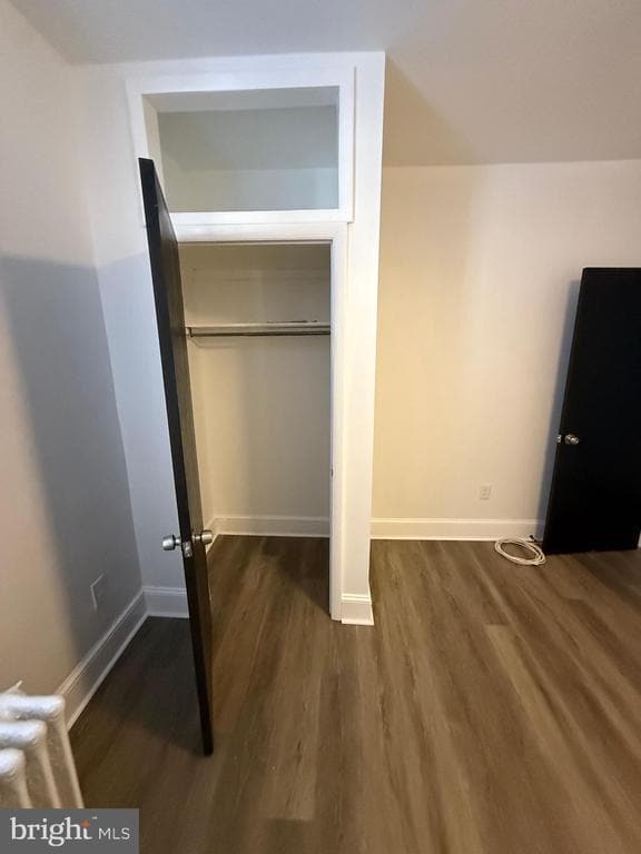 Building Photo - 4937 Walnut St