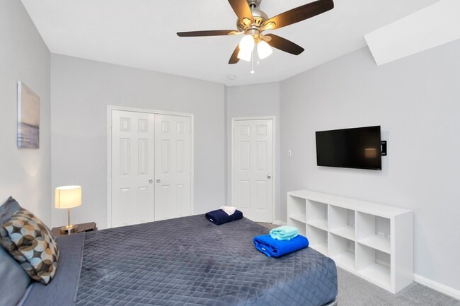 Building Photo - 10007 Hickory Trail Ln