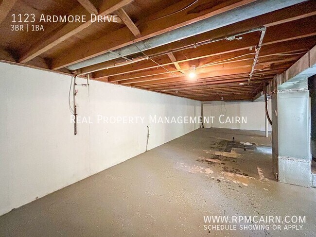 Building Photo - 1123 Ardmore Dr