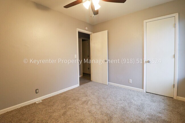 Building Photo - 3 Bedroom Gem in Union Schools! Available for Immediate Move In!