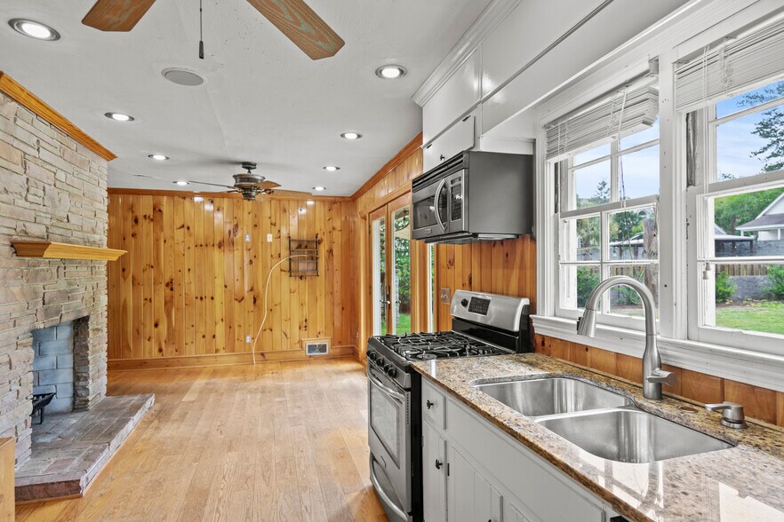 Building Photo - 514 S Cashua Dr