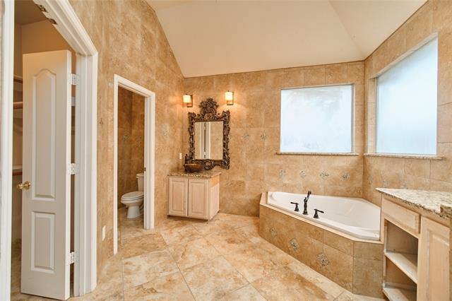 Building Photo - 8708 Moraine Dr