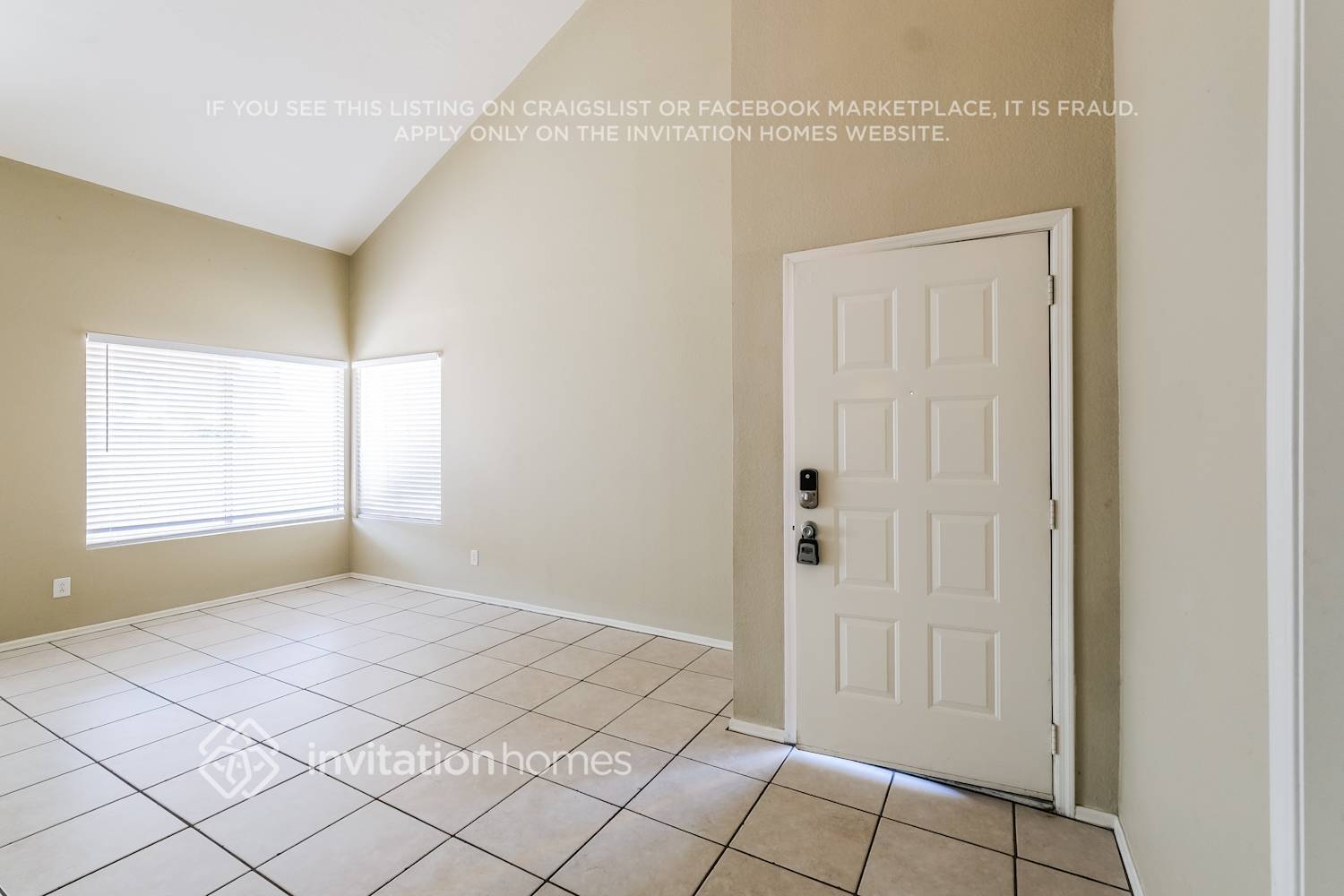 Building Photo - 10246 N 66th Ave