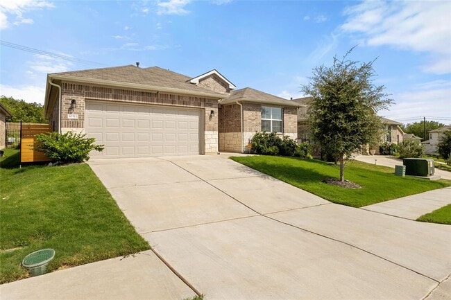 Building Photo - 10513 Defender Trl