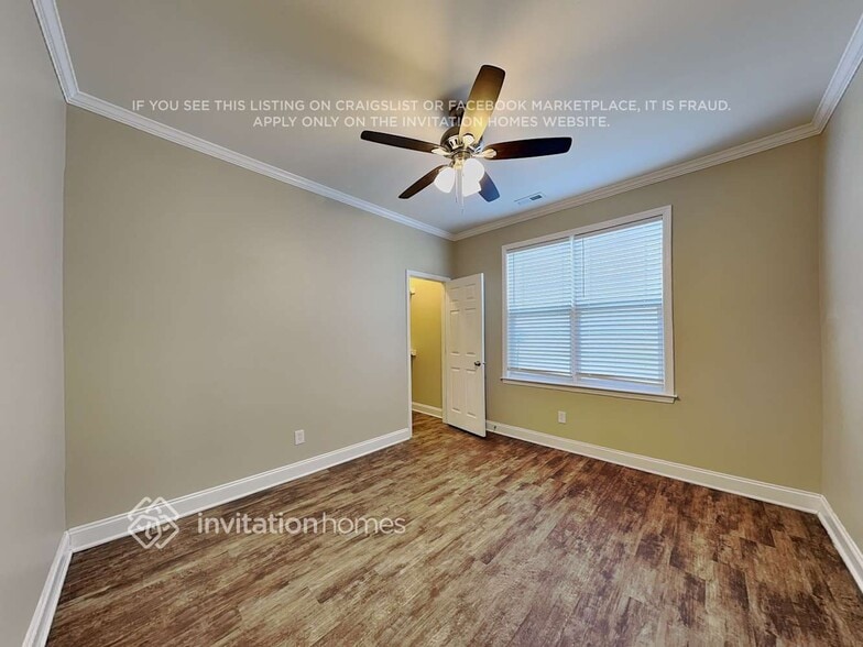 Building Photo - 250 Denby Cir