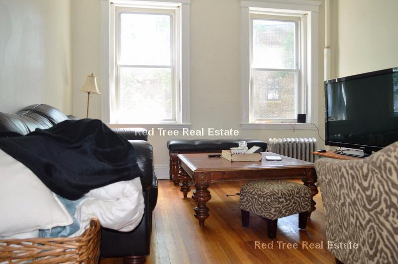 Building Photo - 15 Egremont Rd