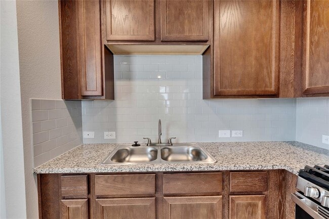 Building Photo - 371 Ferrule Dr