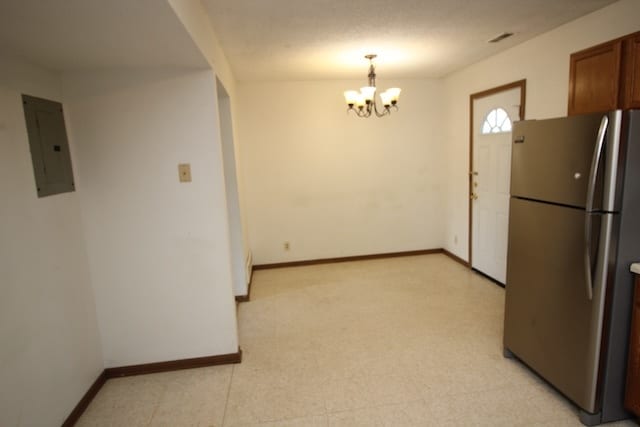 Building Photo - 924 W Belmont-