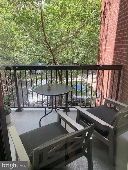 Building Photo - 1318 22nd St NW