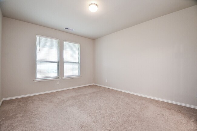 Building Photo - 15219 Stuart Bat Cave Ln