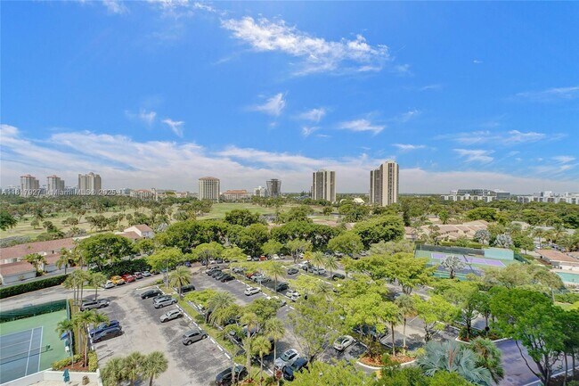 Building Photo - 20225 NE 34th Ct