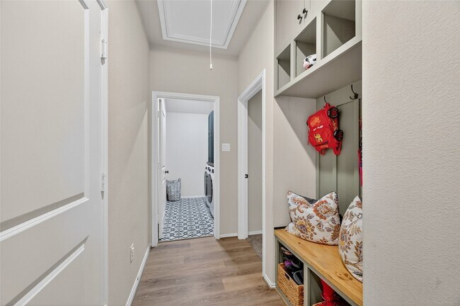 Building Photo - 4731 Cedar Butte Ln