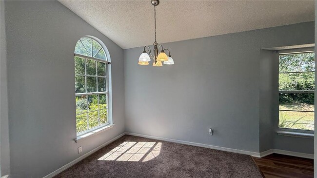 Building Photo - 310 Sunvista Ct