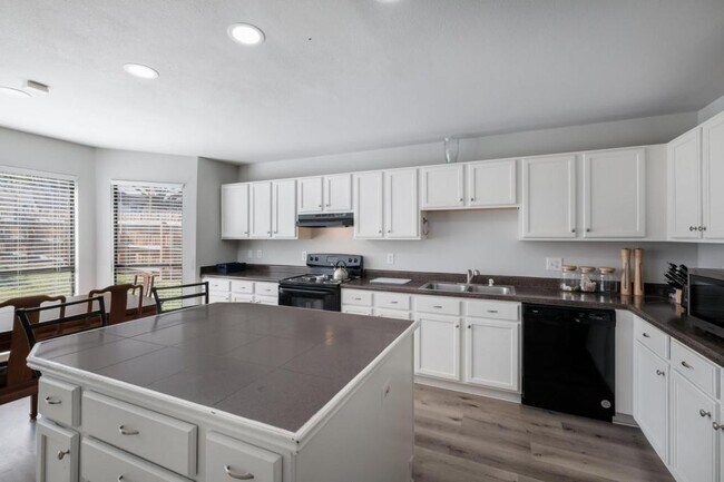 Building Photo - 15107 Kamary Ln