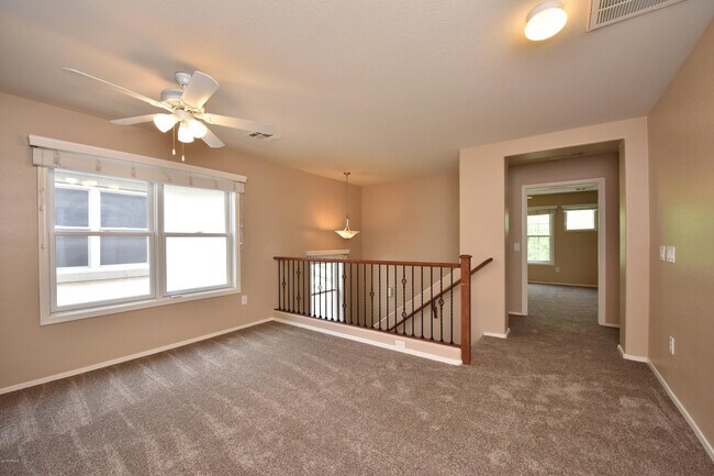 Building Photo - 4757 E Woodside Way