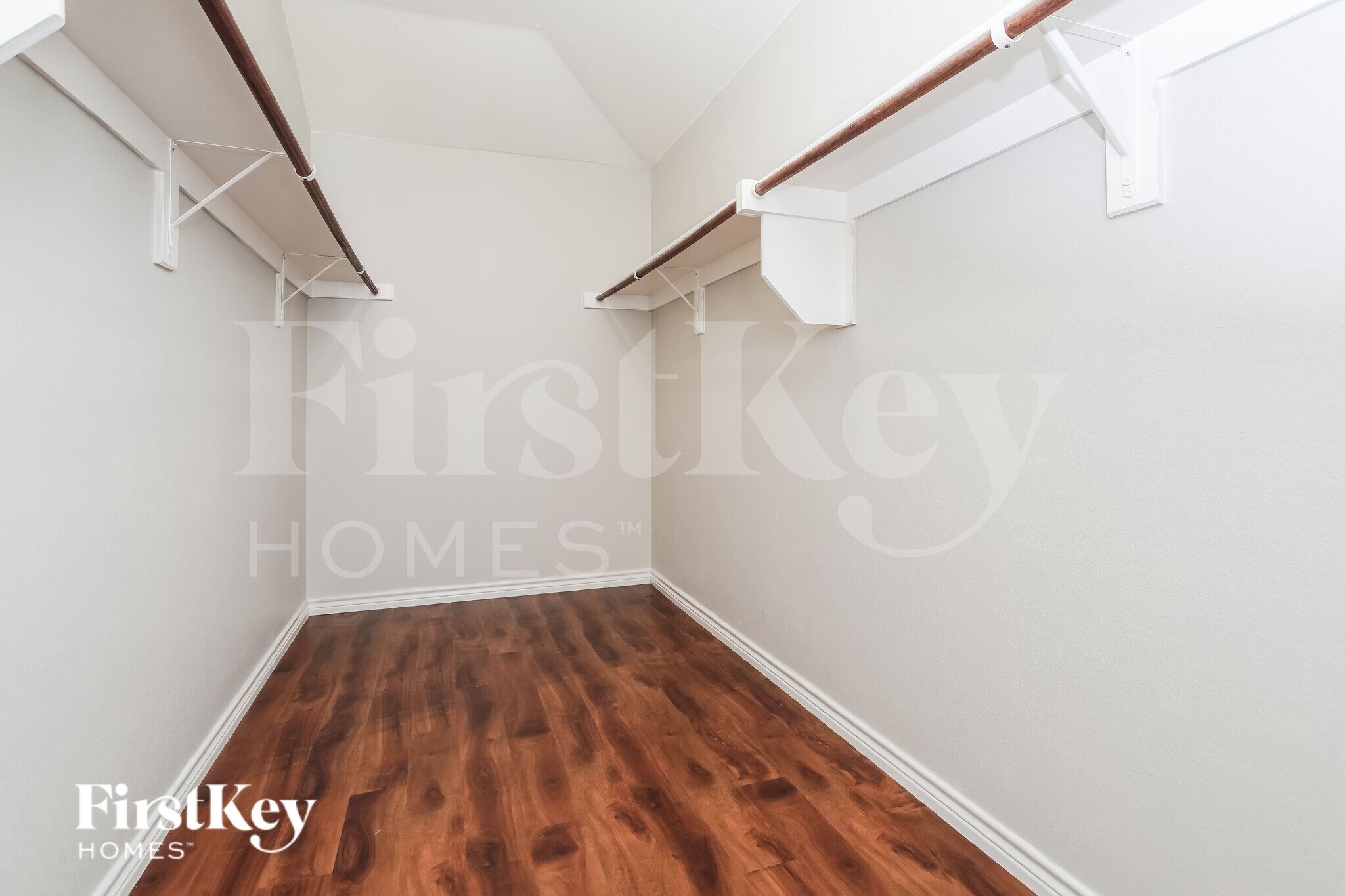 Building Photo - 1417 Villa Paloma Blvd