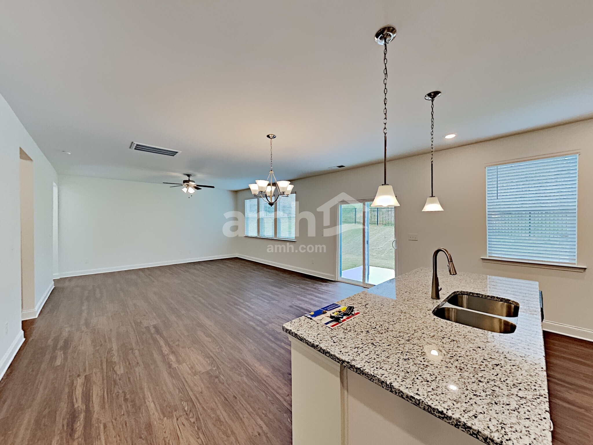 Building Photo - 6145 Rosemore Ln