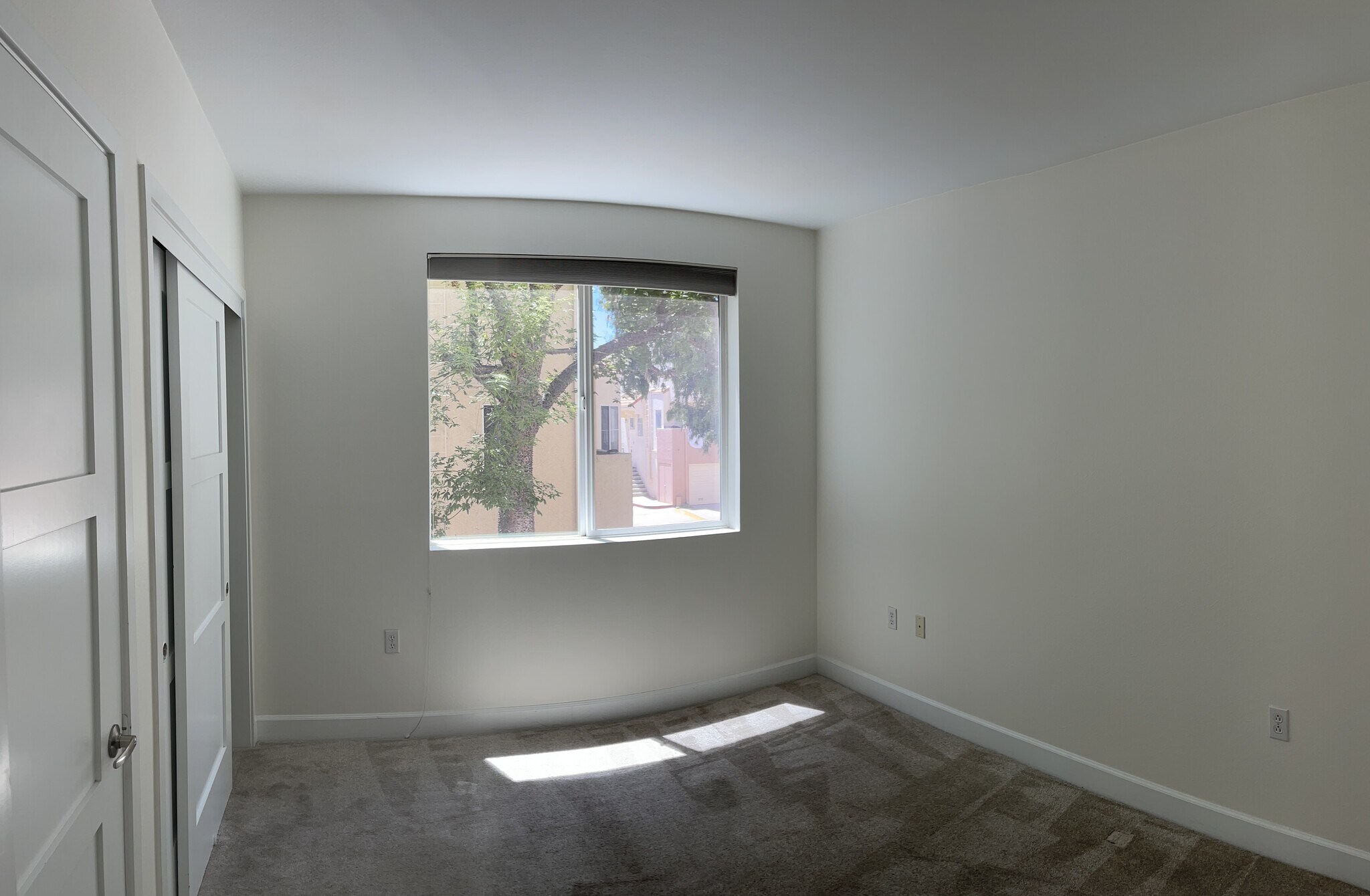 Building Photo - 14412 Killion St