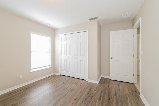 Building Photo - 3131 Linton Rd