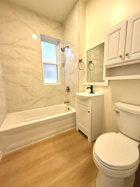 Building Photo - 2543 W 39th Pl