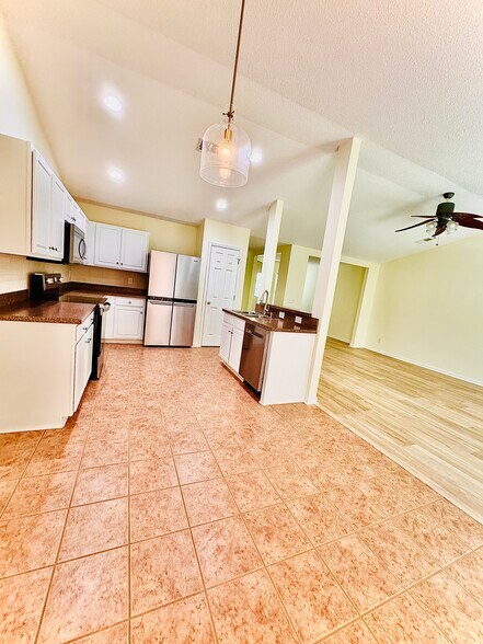 Building Photo - 188 Tibton Cir