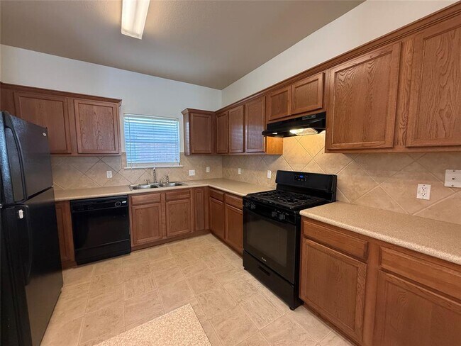 Building Photo - 104 Lava Bed Dr