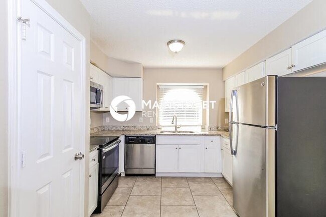 Building Photo - 3 Bedroom Pet-Friendly Home in Irving, TX ...