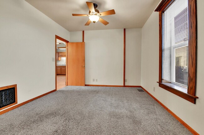 Building Photo - $2,900, 3-bed, 2 bath victorian home with a fenced yard and $300 off the first month's rent.