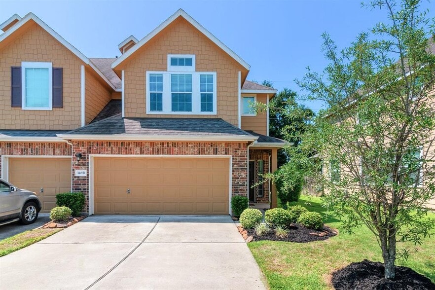 Main Entrance / Two-Car Garage - 14651 Roaring Fork Ln