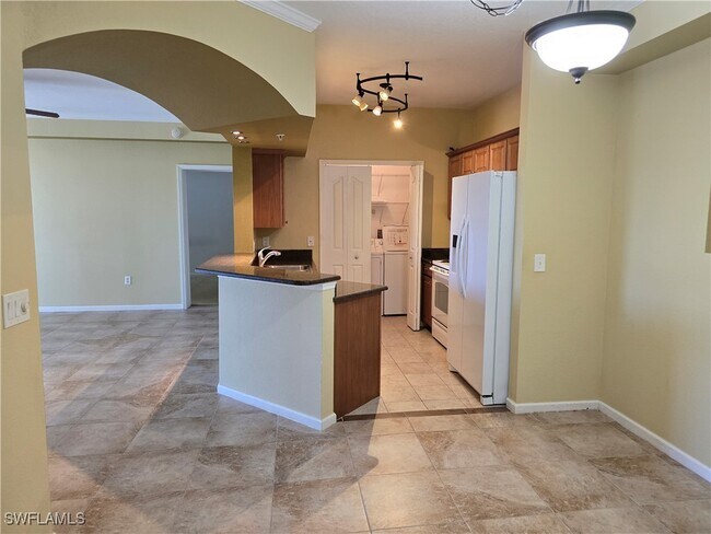 Building Photo - 12940 Positano Cir