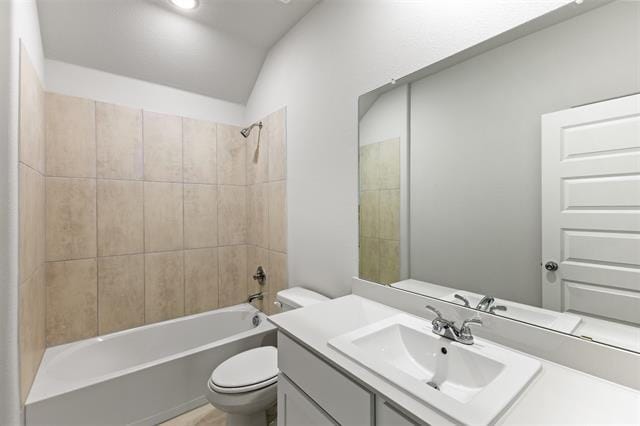 Building Photo - 905 Honeydew Ln