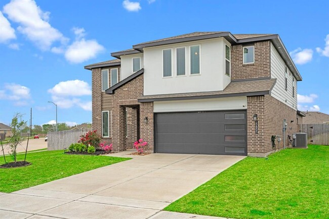 Building Photo - 22803 Theodoli Dr