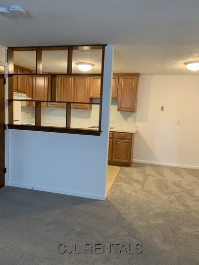 Building Photo - 5 Viking Ct