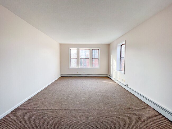Interior Photo - 26 Congress St / Luca Investments LLC