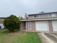 Building Photo - Duplex for Rent in S. Sacramento