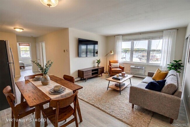 Building Photo - 3 Toms Point Ln