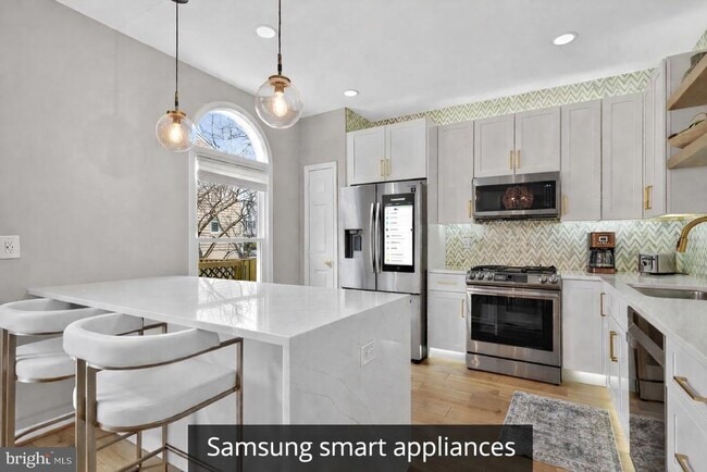 Building Photo - 8713 Wadebrook Terrace