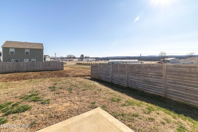 Building Photo - 228 Belle court