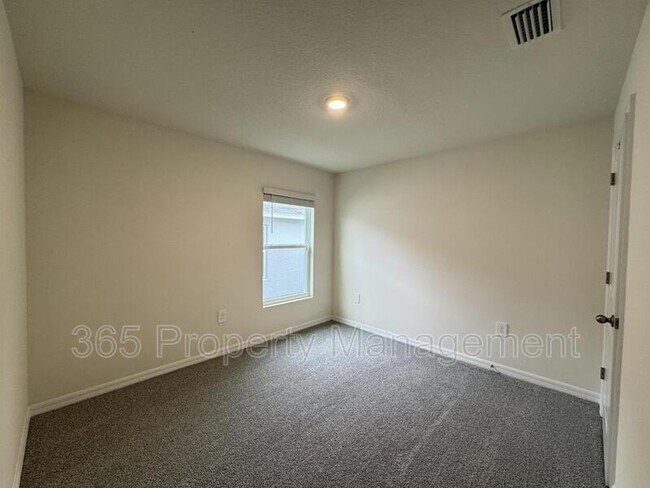 Building Photo - 11505 Timber Grv Ln