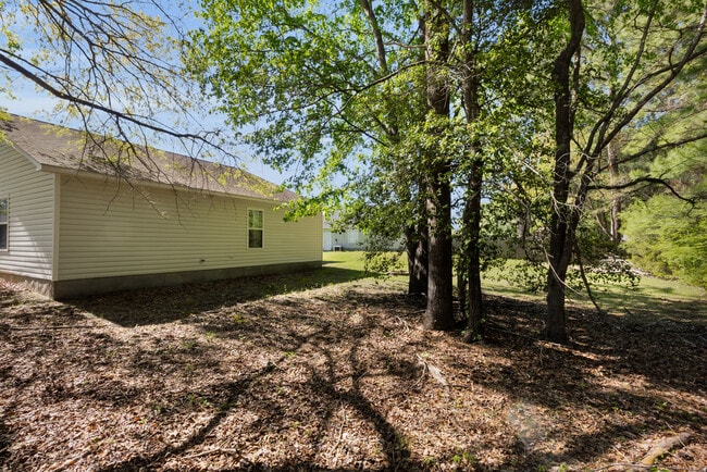 Building Photo - 334 Palamino Trail