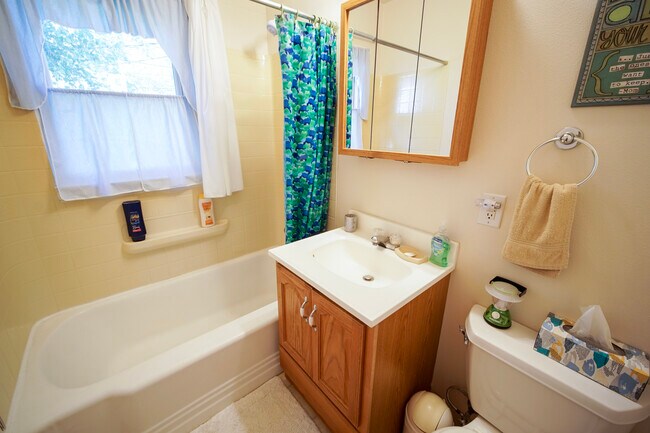 Bathroom 1 - 1310 W 7th St