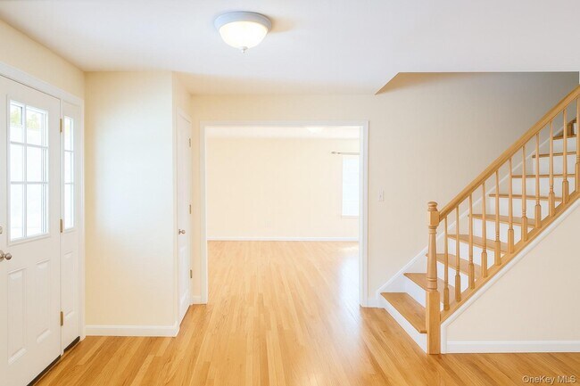 Building Photo - 1281 NY-208