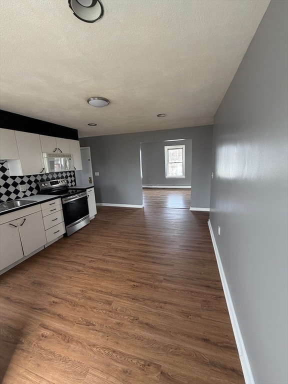 Building Photo - 5 Washington Square