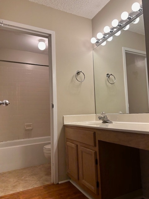 master bath(bathroom 2) - 200 N Dearborn St