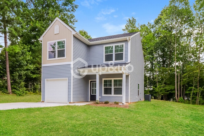 Primary Photo - Fantastic 3bd/3ba home! Let yourself in!