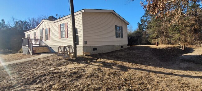 Building Photo - 120 Linda Sue Ln