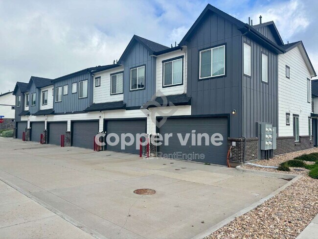 Building Photo - 19593 W 93rd Ln