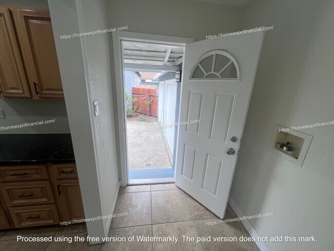 Building Photo - Nice Home For Rent