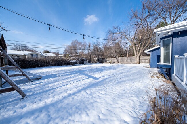 Building Photo - 7801 Noble Ave N