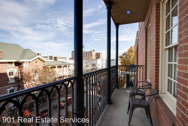 Building Photo - 2 br, 2.5 bath House - 65 E Pontotoc #304
